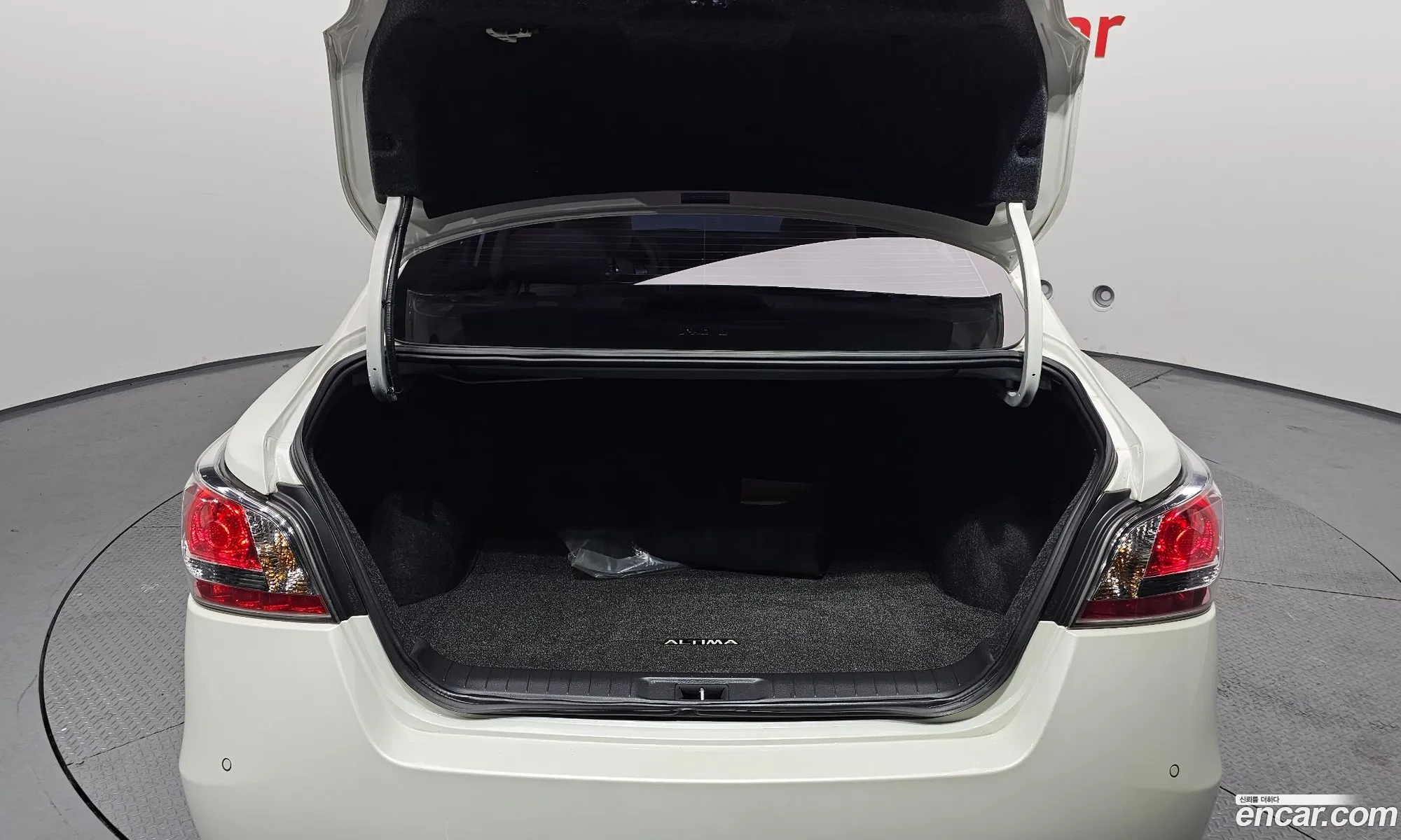 Nissan Altima 2016 1N4AL3APXGC103708 — 16