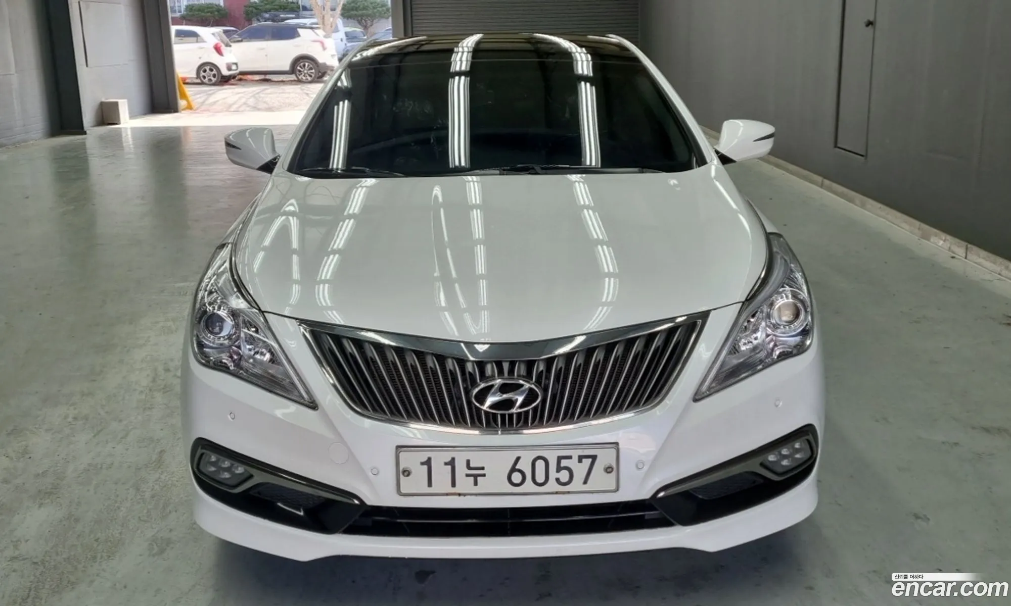 Hyundai Grandeur HG Hybrid 2015 — 18