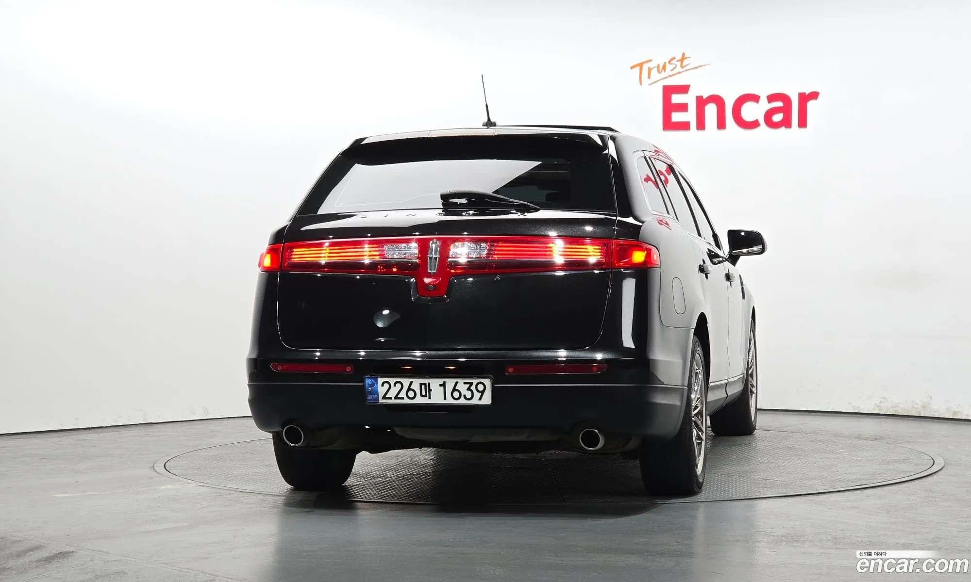 Lincoln MKT