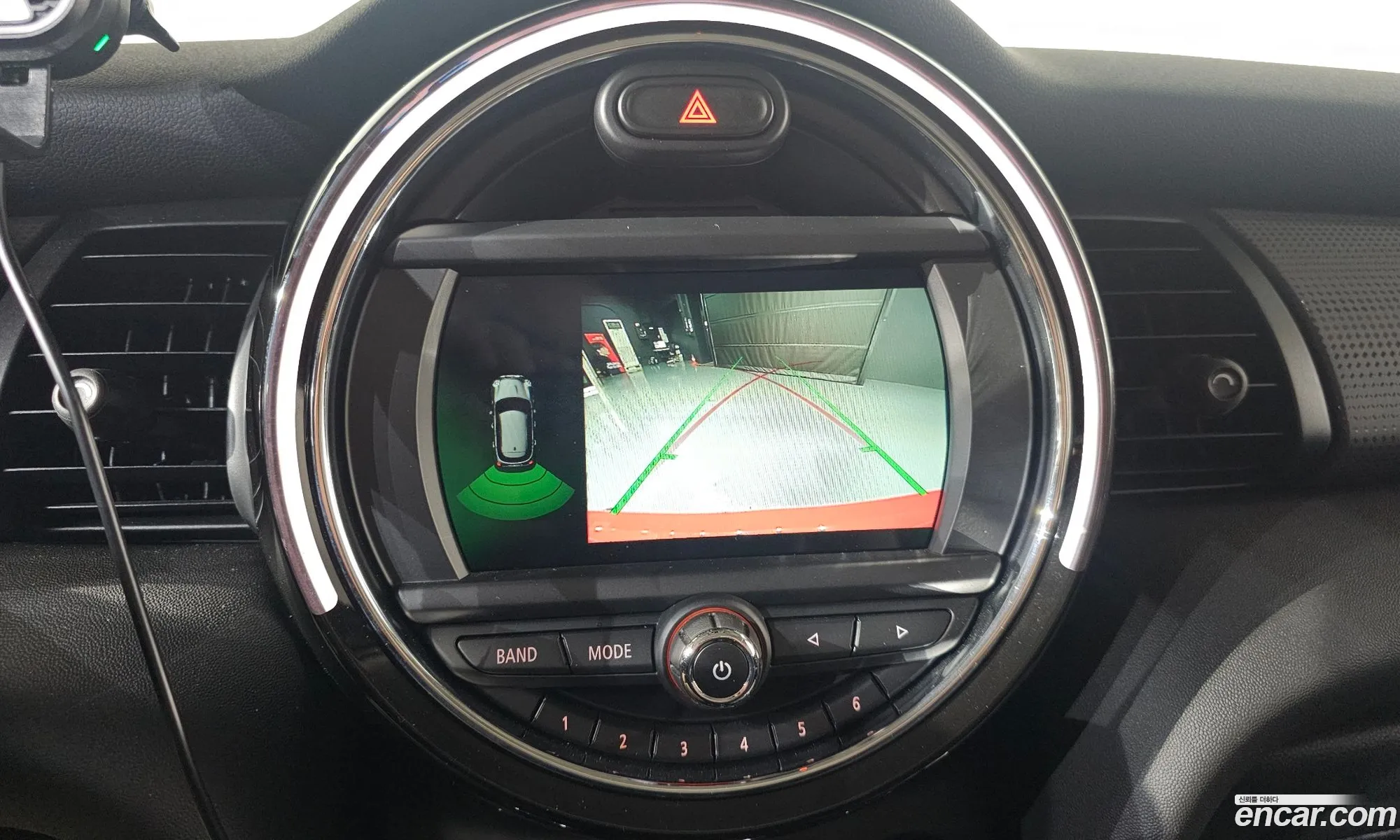 Mini Cooper 2020 — 10