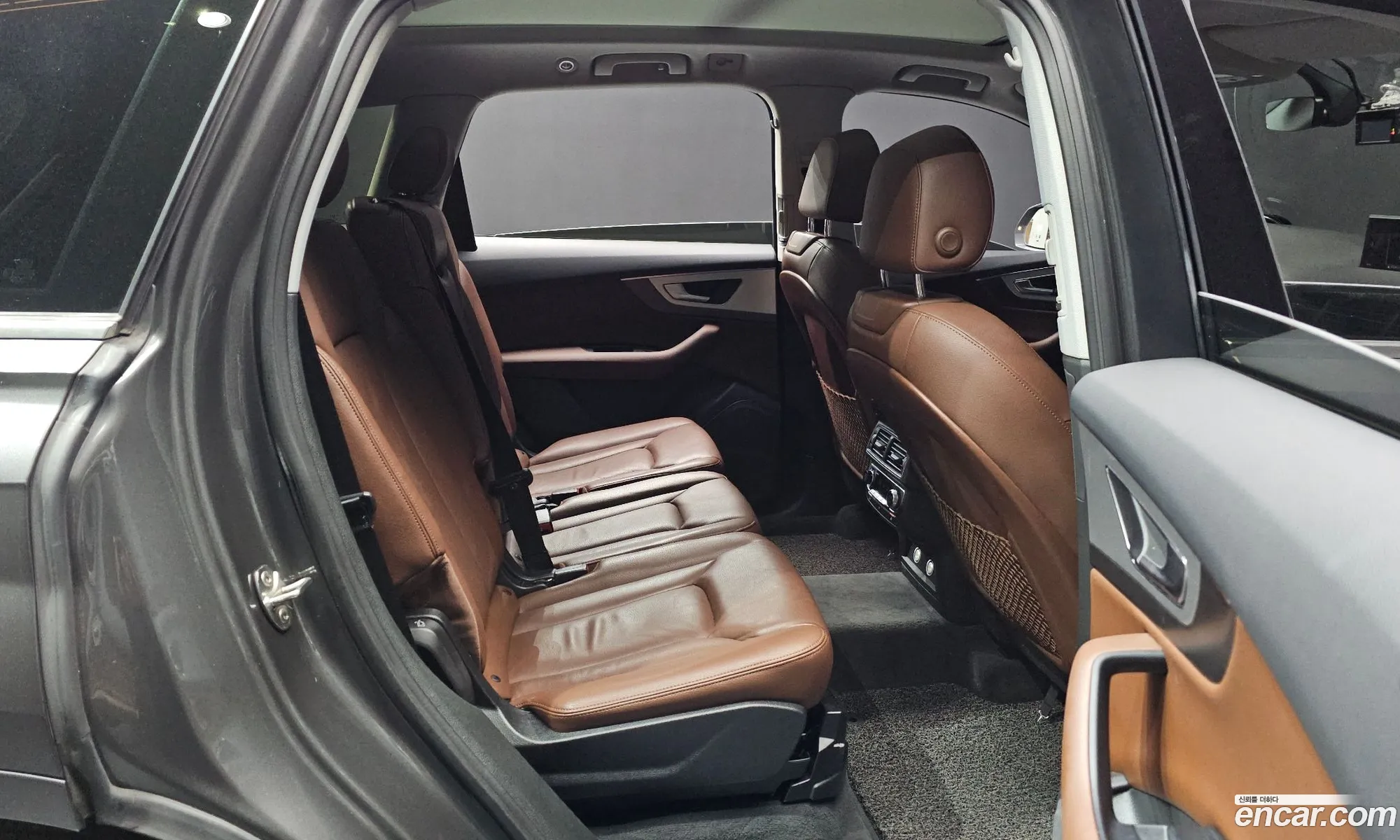 Audi Q7 2019 WAUZZZ4M9KD046482 — 15
