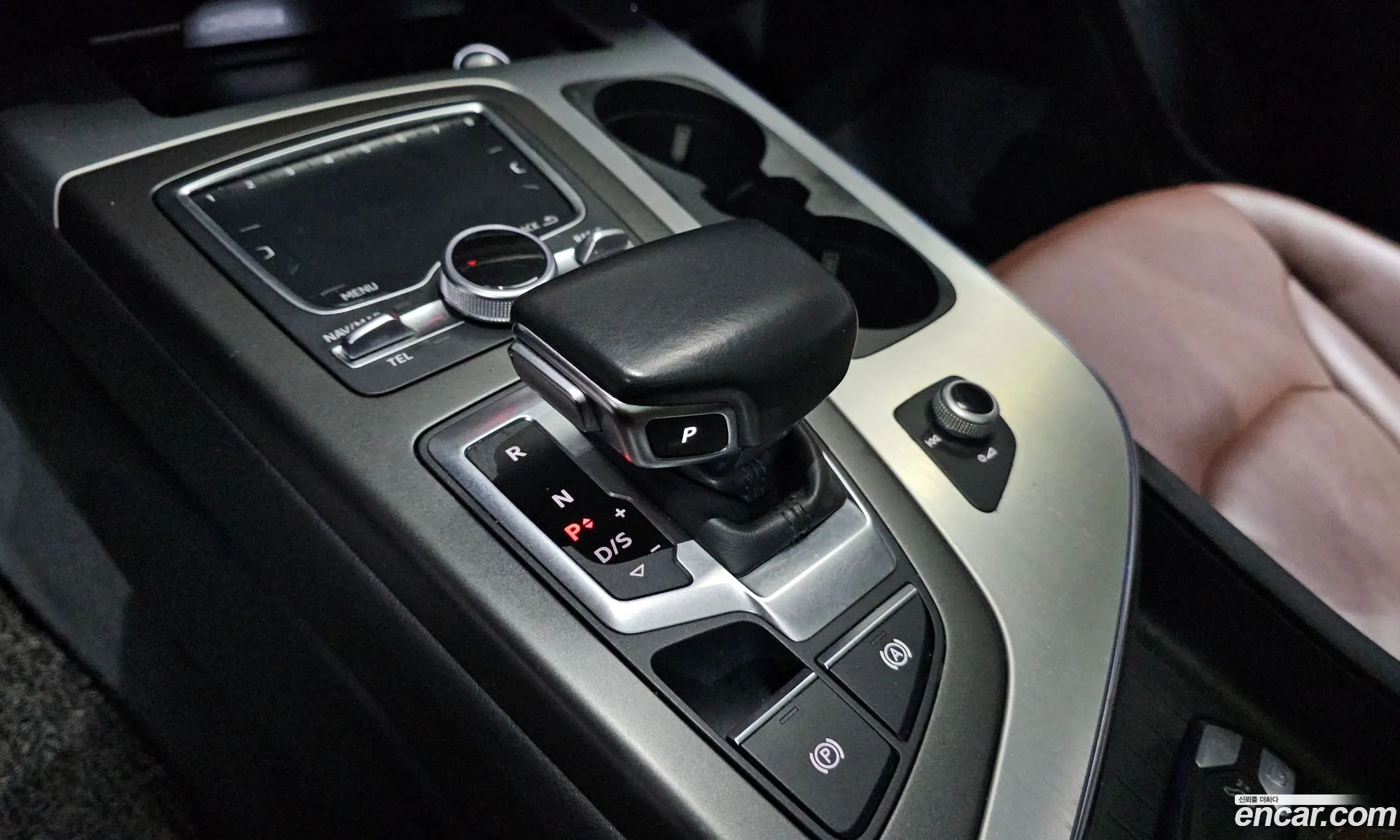 Audi Q7 2019 WAUZZZ4M9KD046482 — 8
