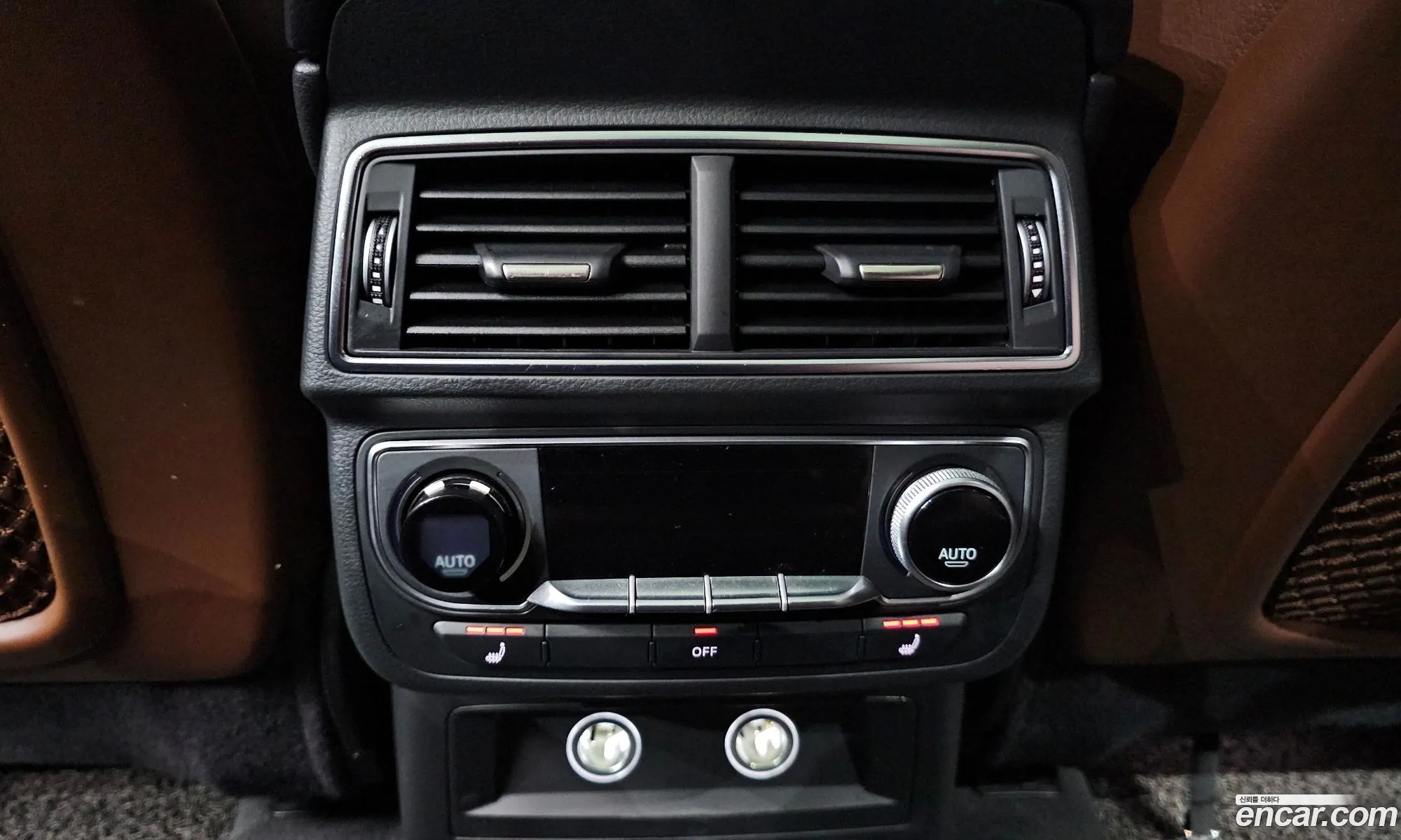 Audi Q7 2019 WAUZZZ4M9KD046482 — 4