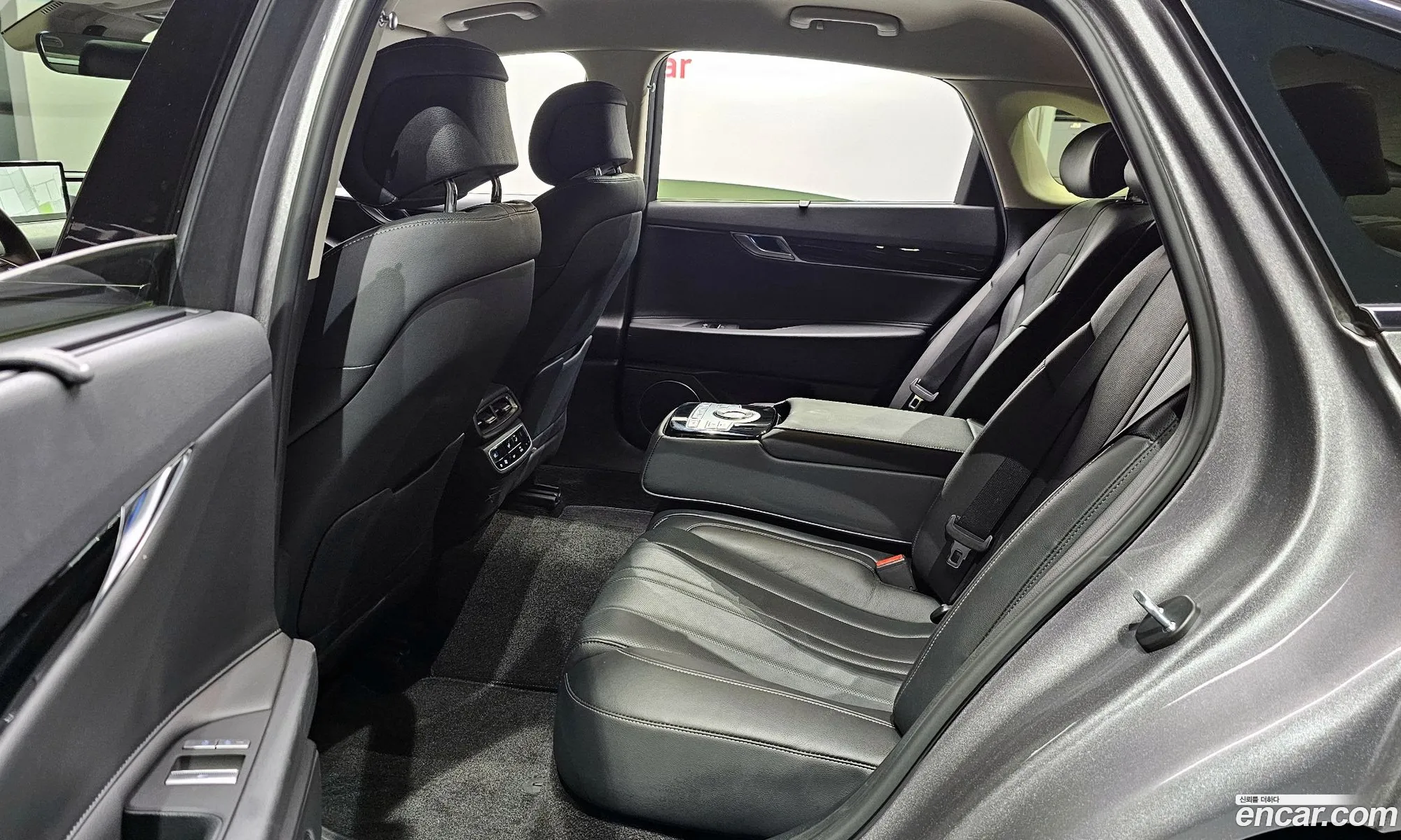 Genesis G80 2021 KMTGB41CDNU122444 — 18