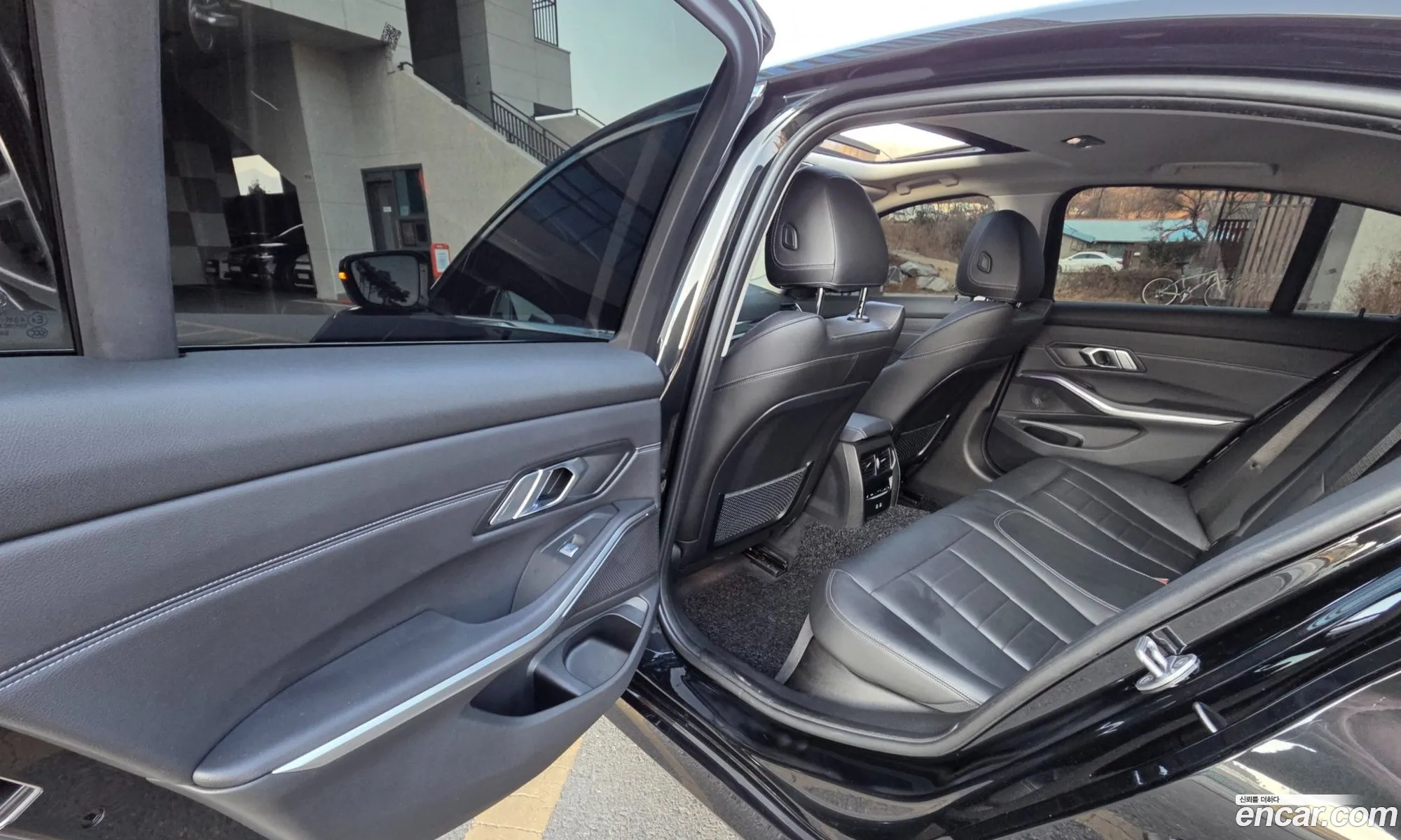 BMW 3 Series 2022 — 11