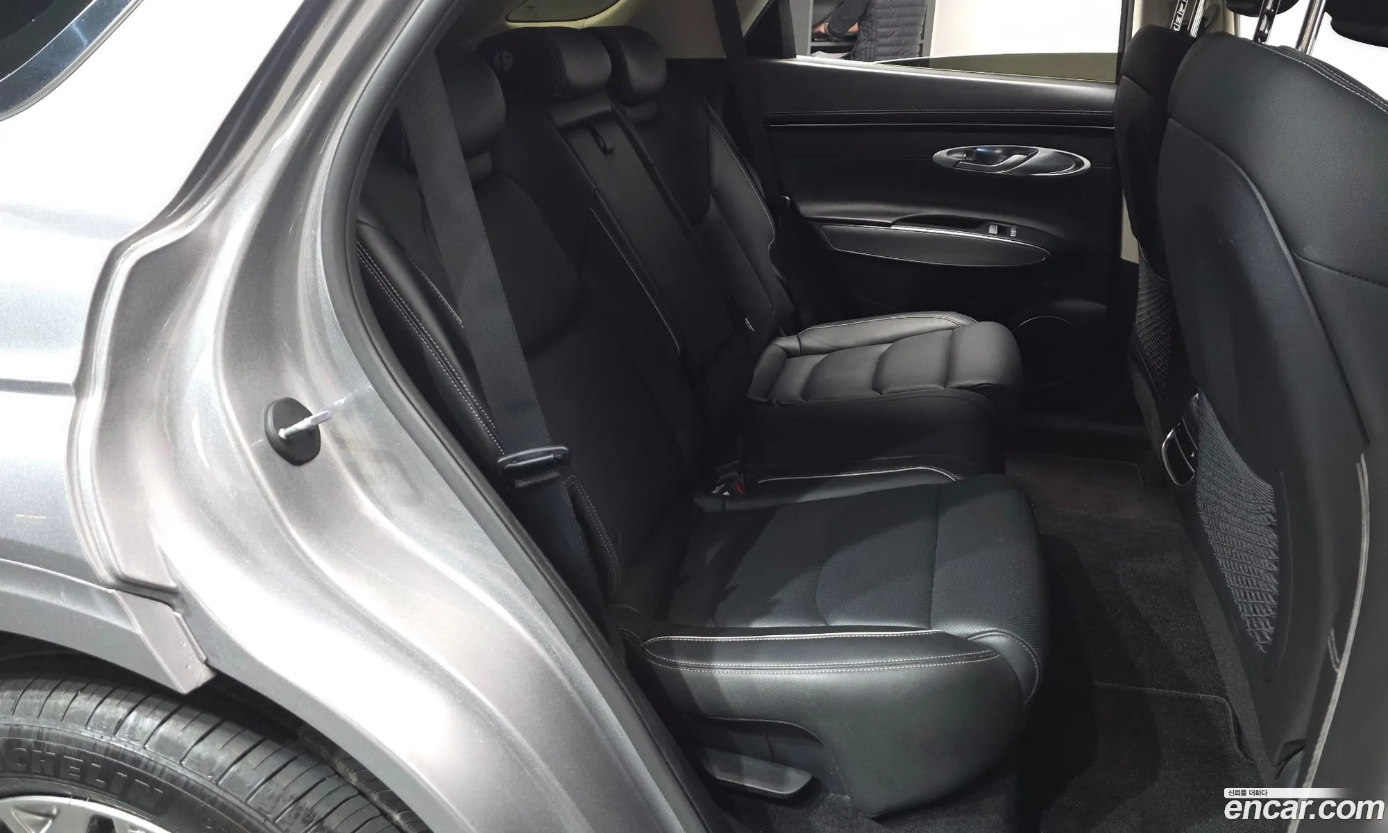 Genesis GV70 2021 — 13