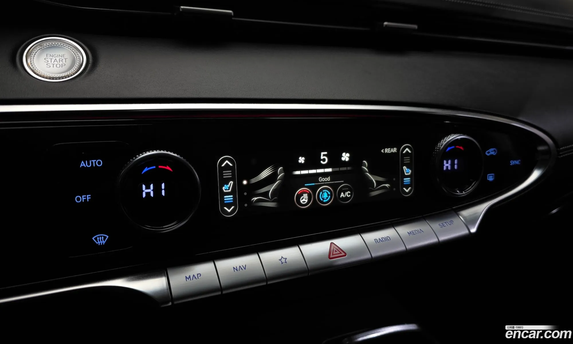 Genesis GV70 2021 — 3