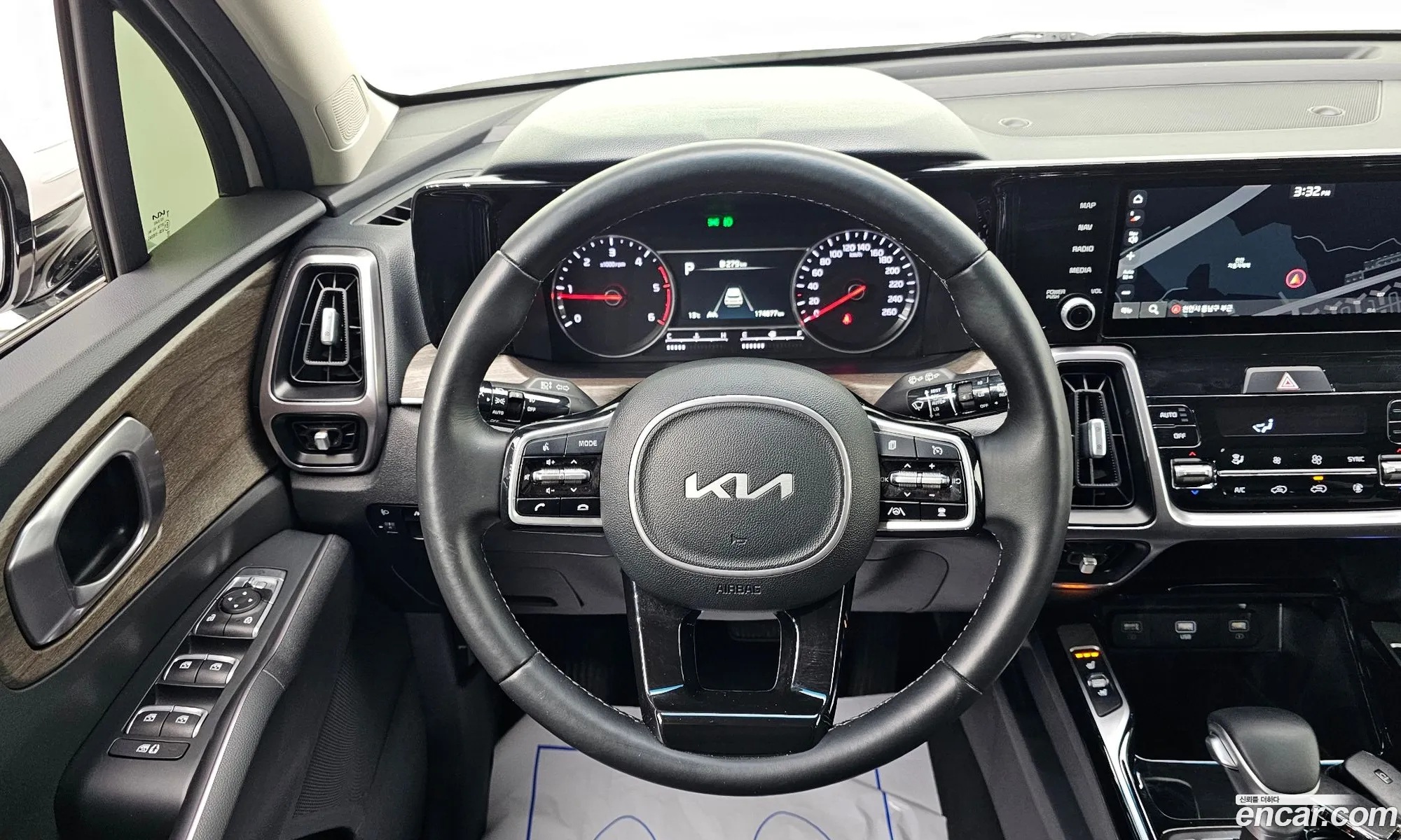 Kia Sorento 2022 — 17