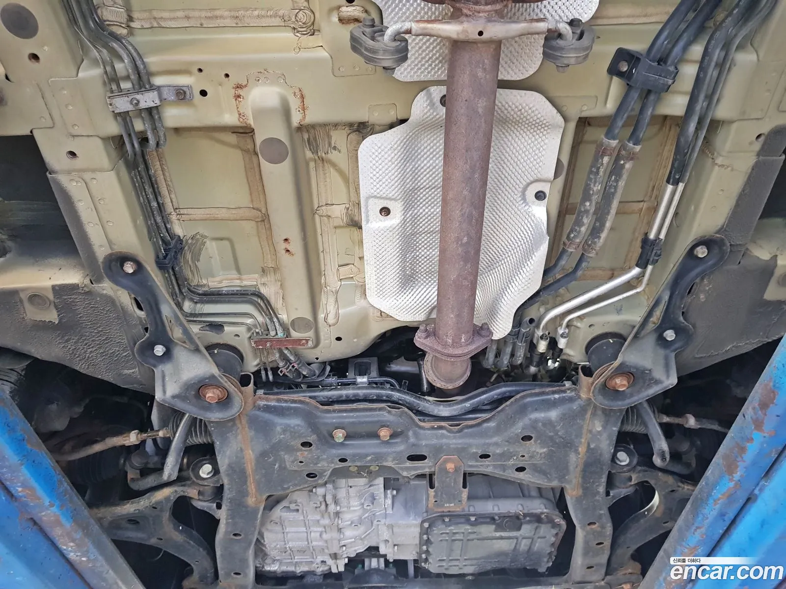 Kia Carnival R 2013 — 7