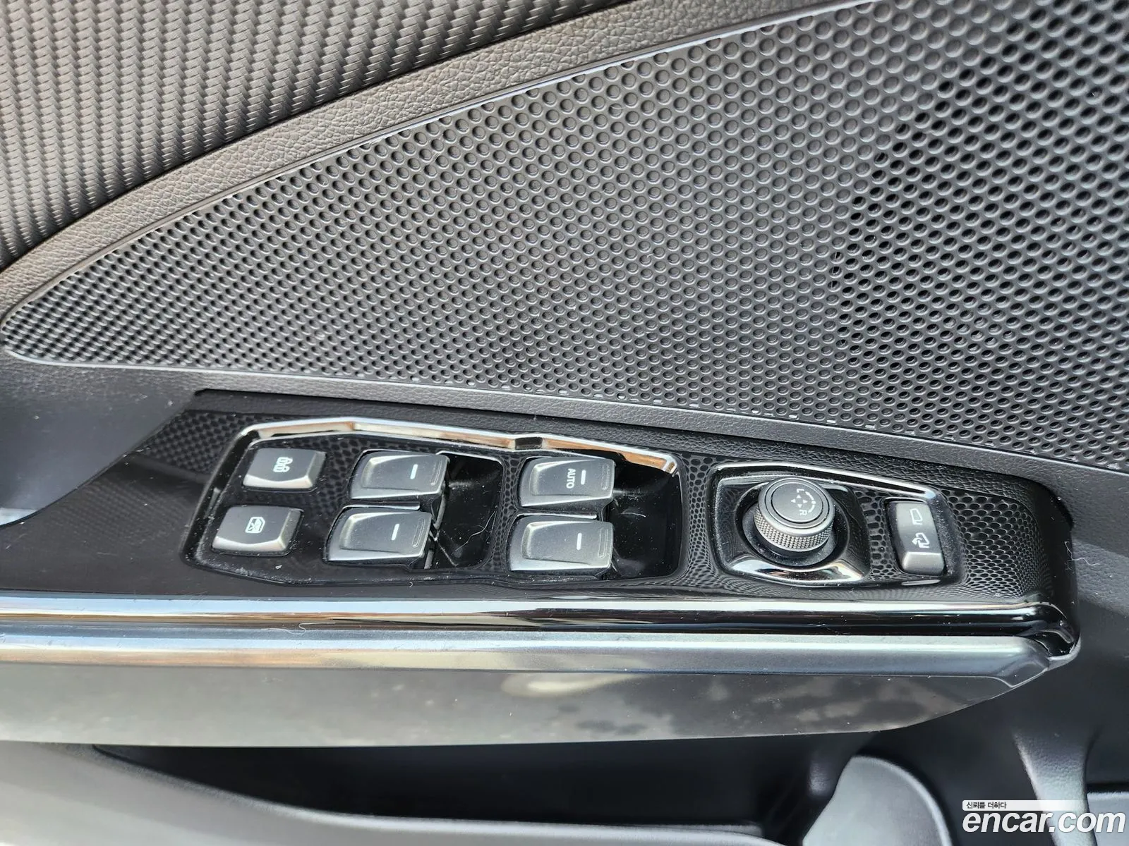 KG Mobility (SsangYong) Tivoli 2021 — 10