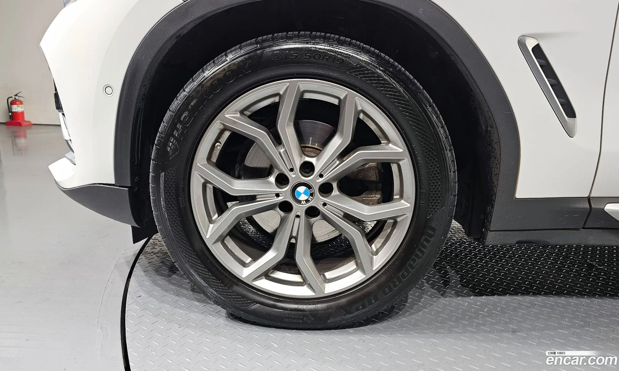 BMW X4 2021 WBAVJ9105M9G23993 — 14