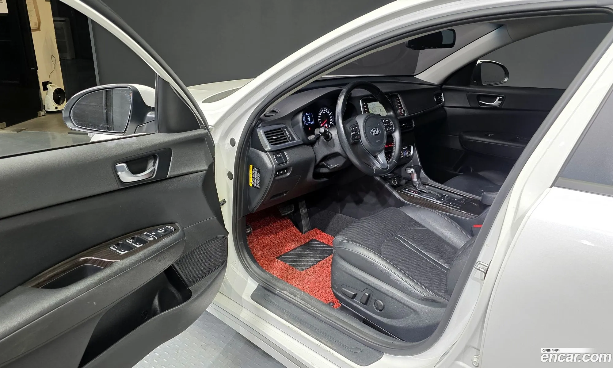 Kia K5 2017 — 5