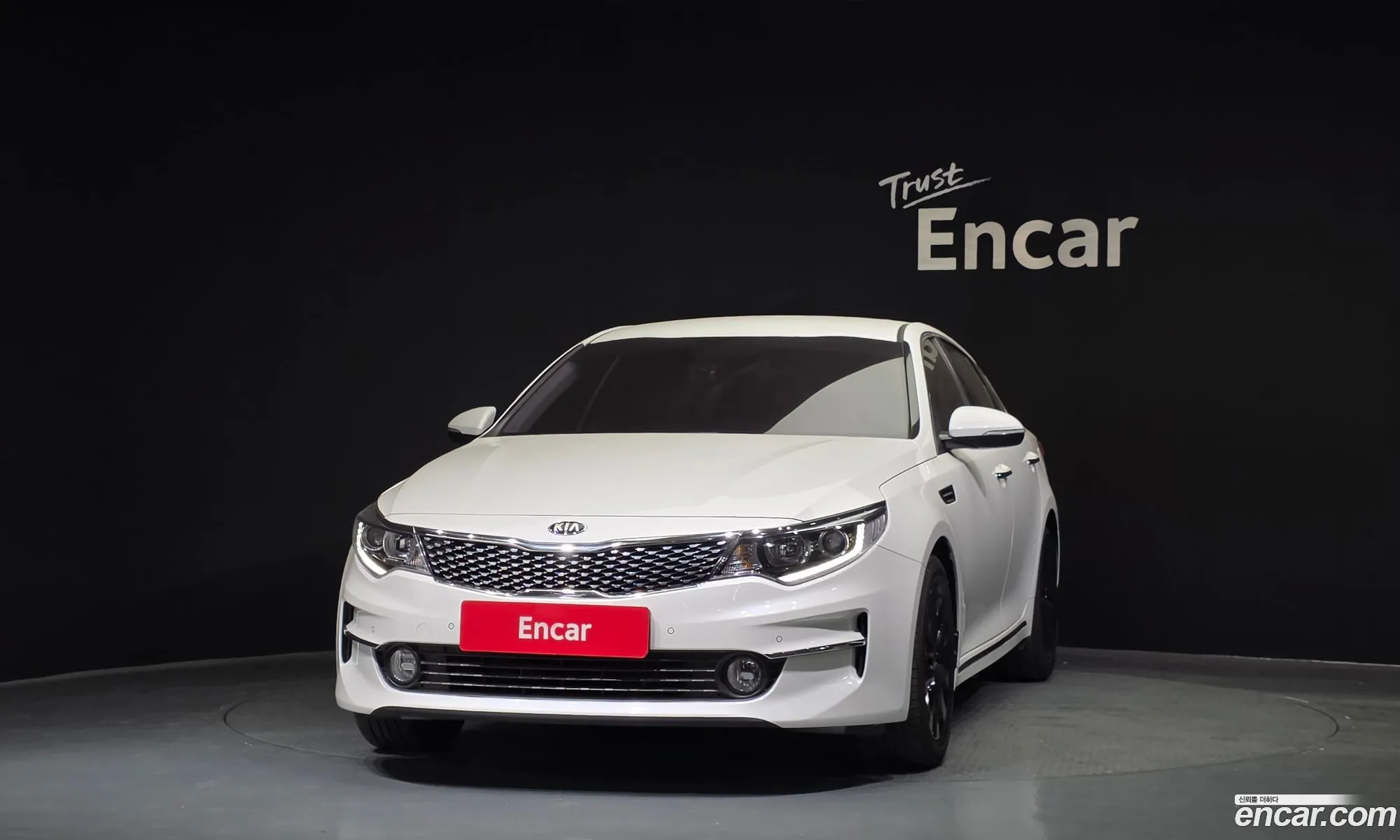 Kia K5 2017 — 17