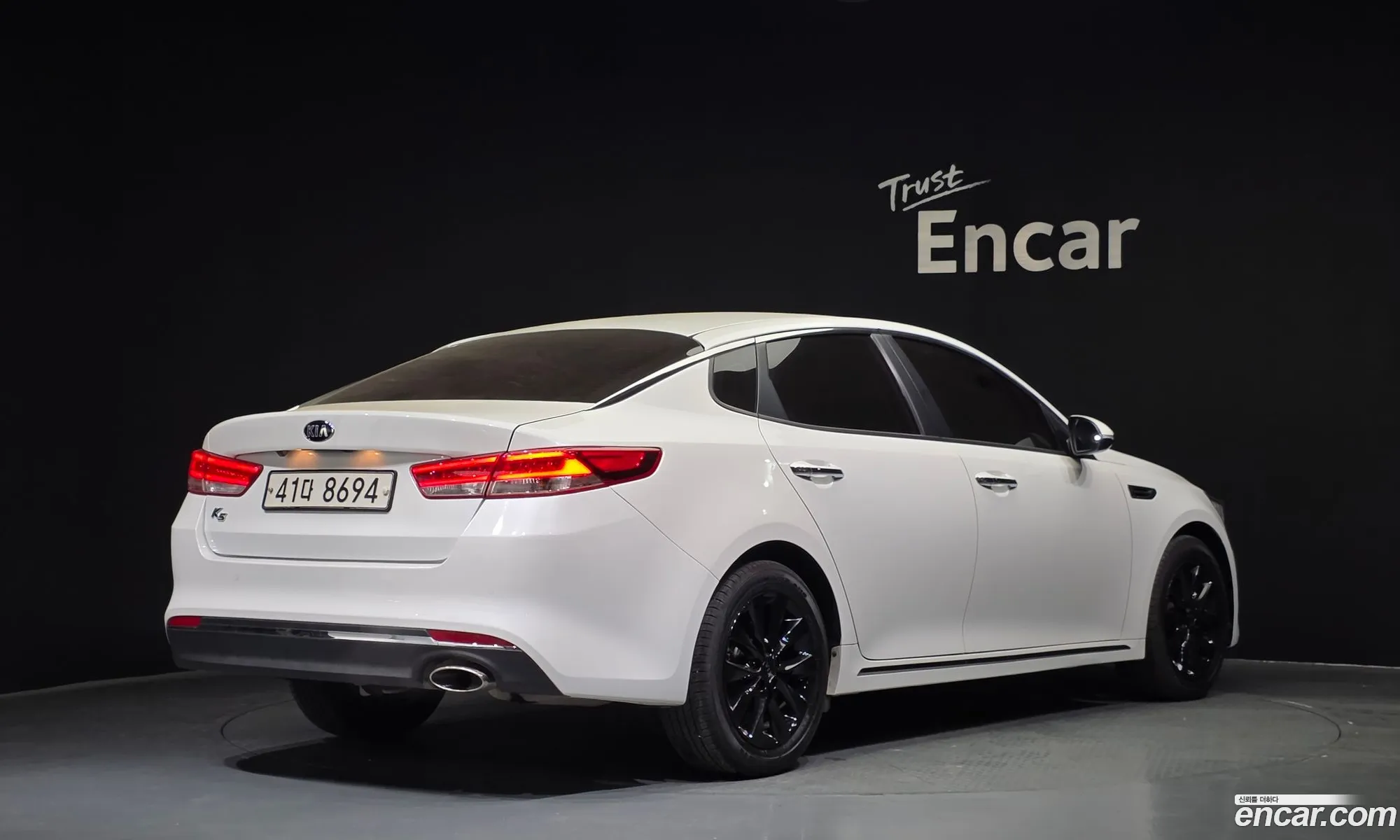 Kia K5 2017 — 11