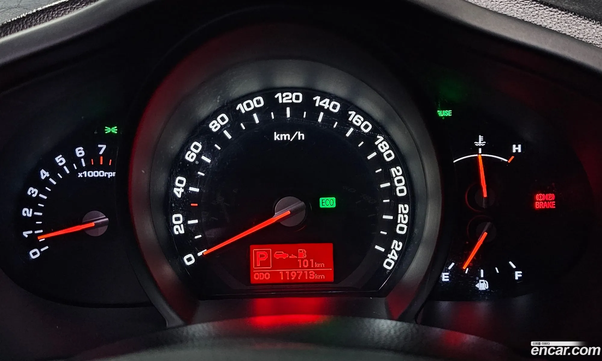 Kia Sportage R 2011 — 17