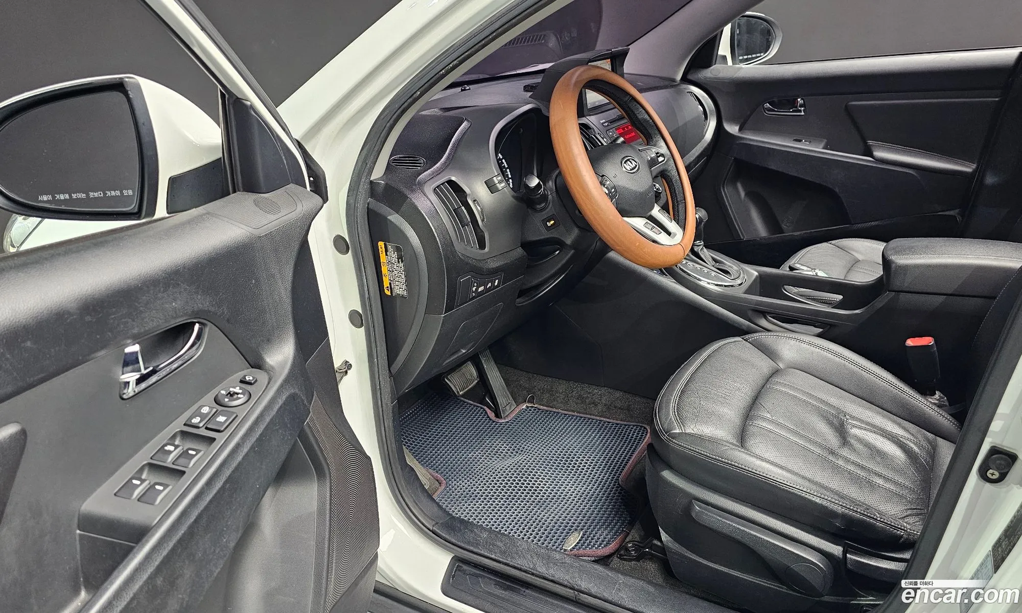 Kia Sportage R 2011 — 14