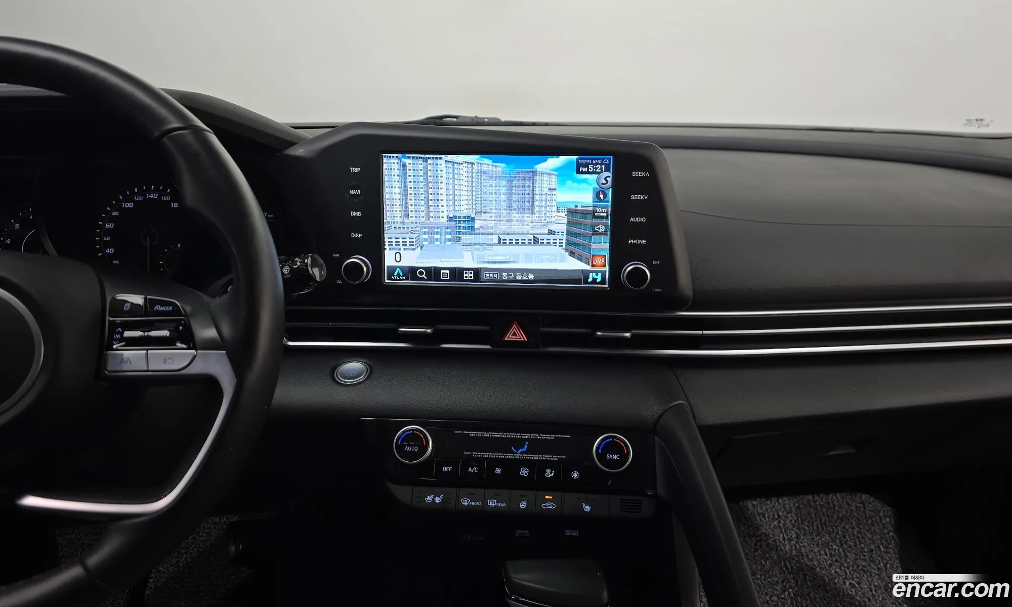 Hyundai Elantra 2021 — 2