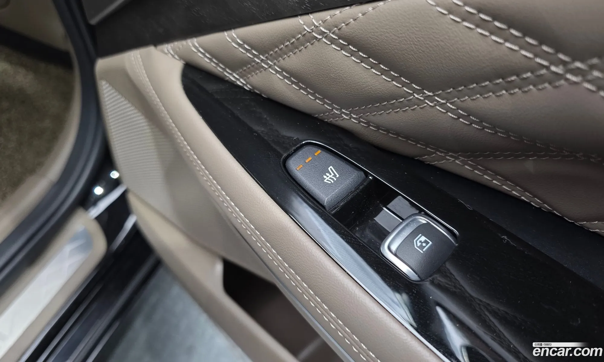 Kia K8 2023 — 11