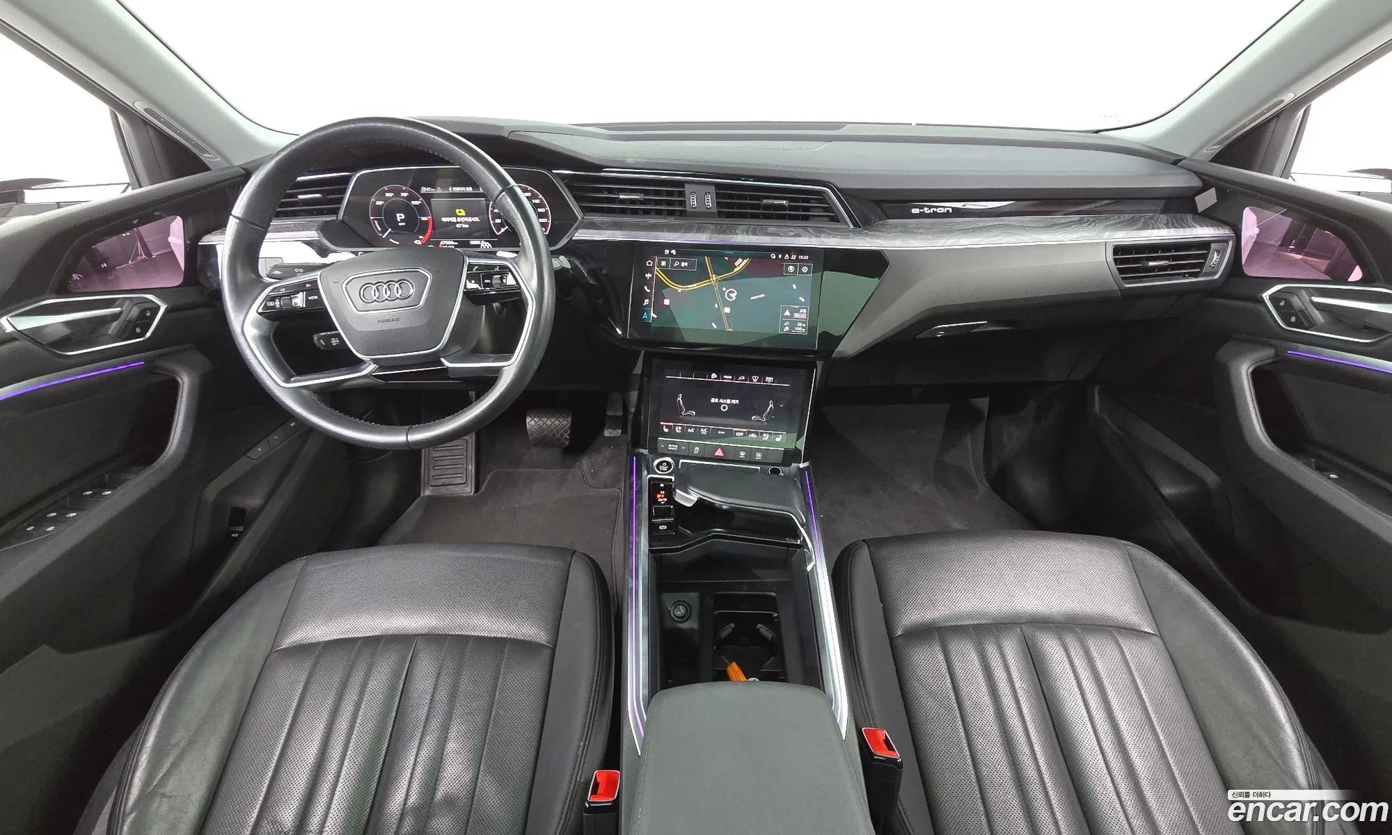 Audi e-tron 2021 WAUZZZGE — 10