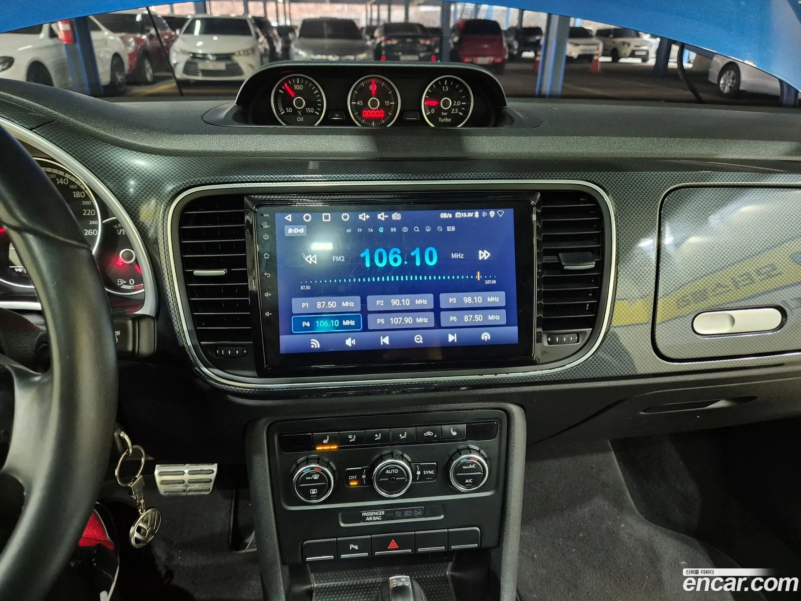 Volkswagen The Beetle 2012 — 13