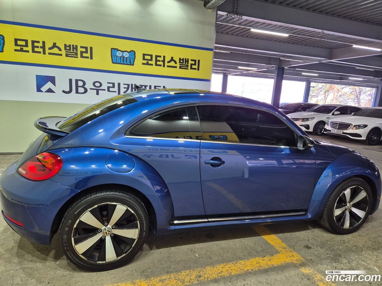 Volkswagen The Beetle 2012 — 19
