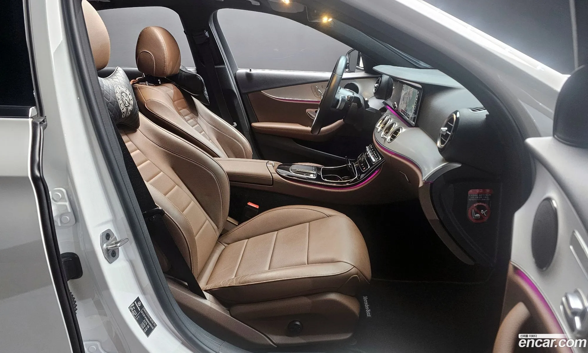 Mercedes-Benz E-Class W213 2021 — 17