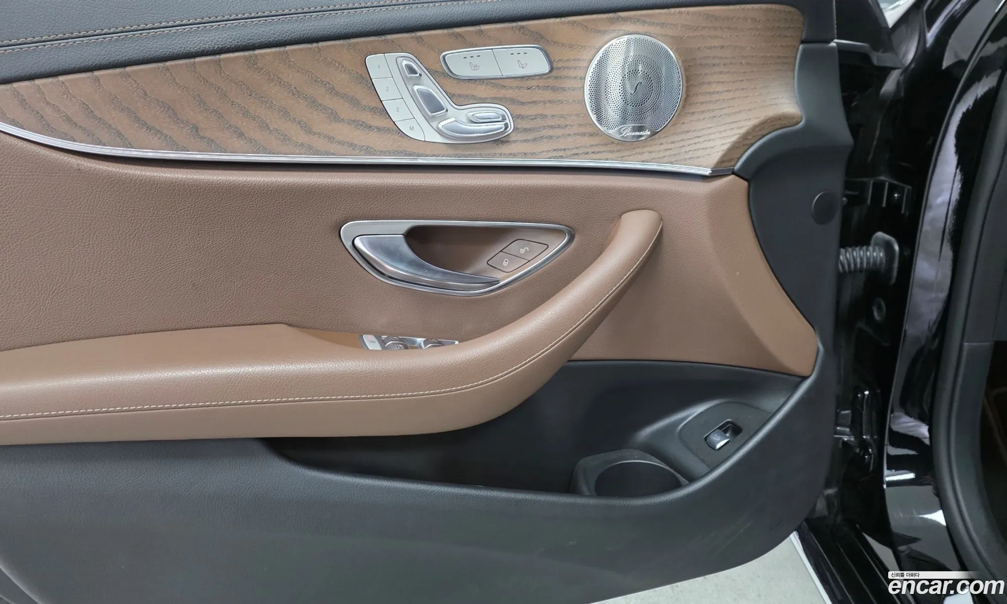 Mercedes-Benz E-Class W213 2022 — 10