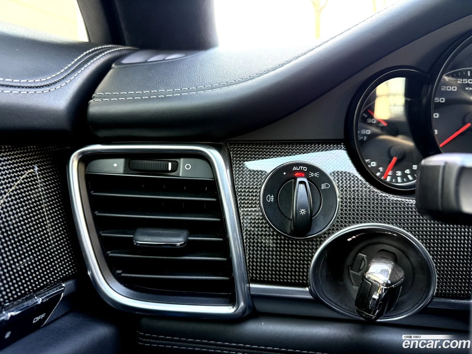 Porsche Panamera 2012 — 2