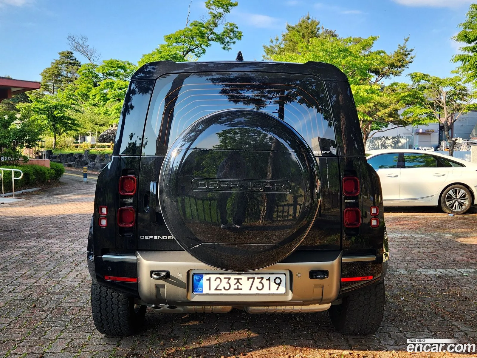 Land Rover Defender 2025 — 5