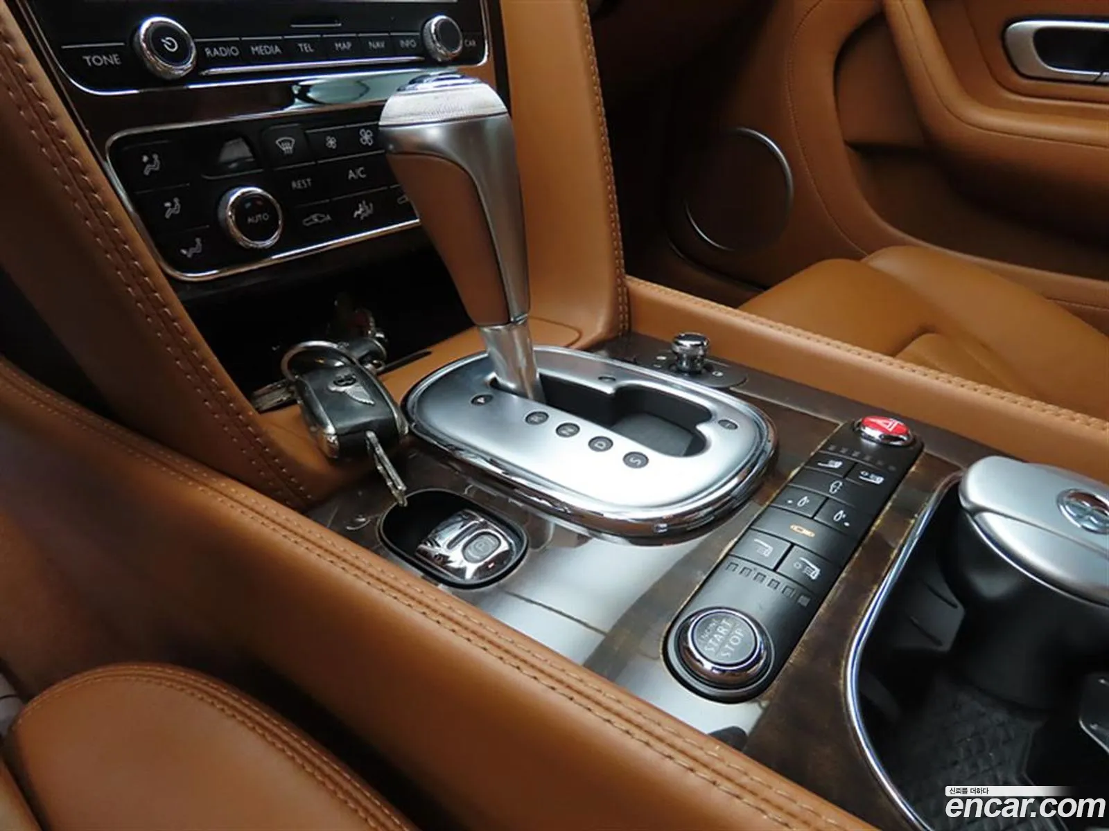 Bentley Continental GT 2014 — 19