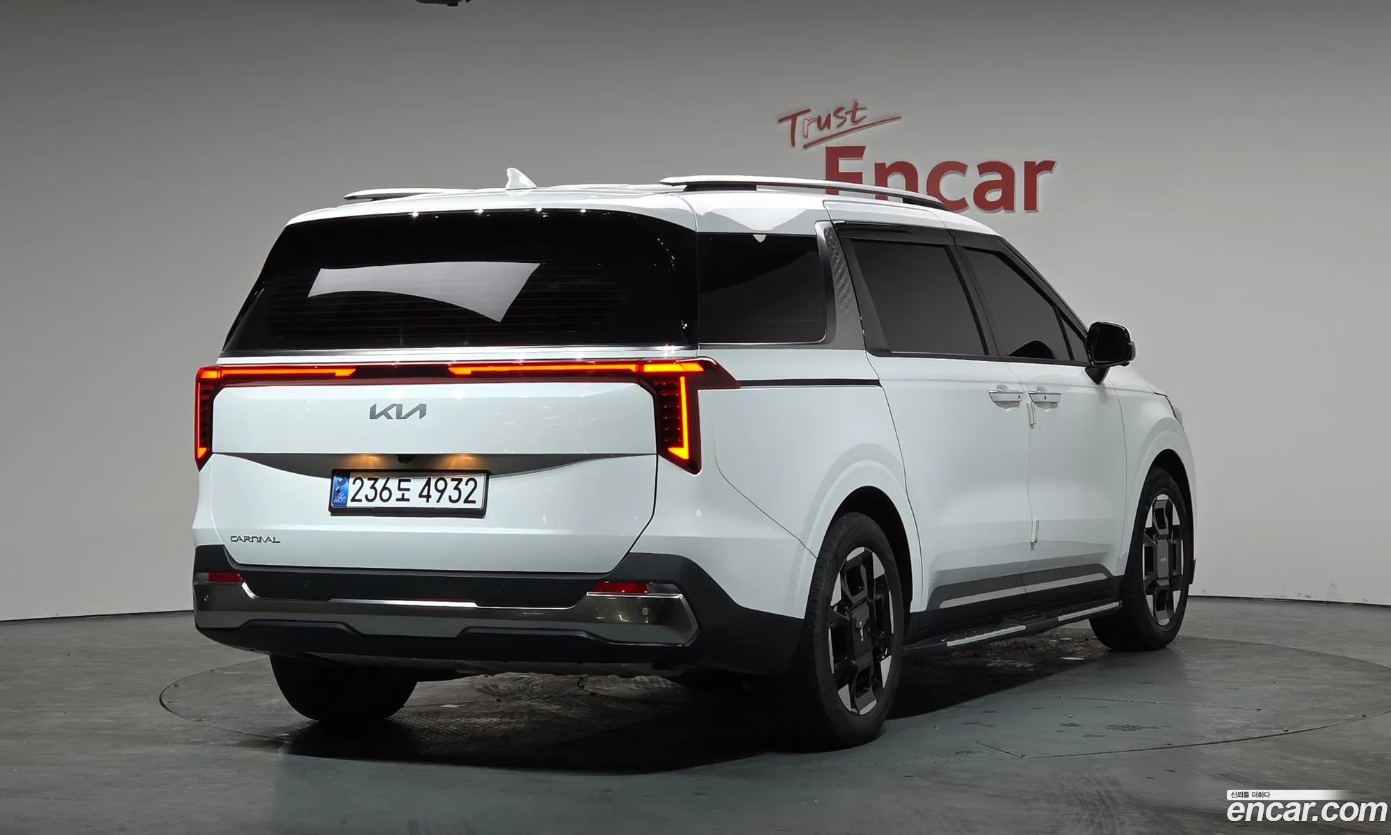Kia Carnival 2024 — 19