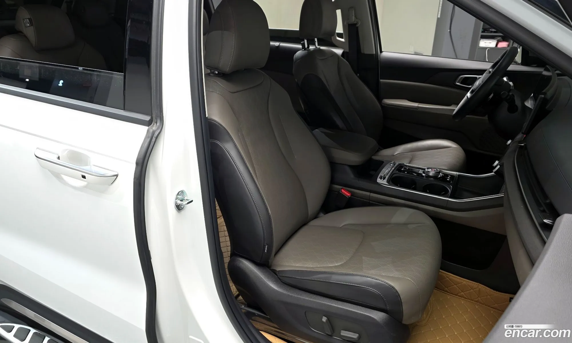 Kia Carnival 2024 — 6