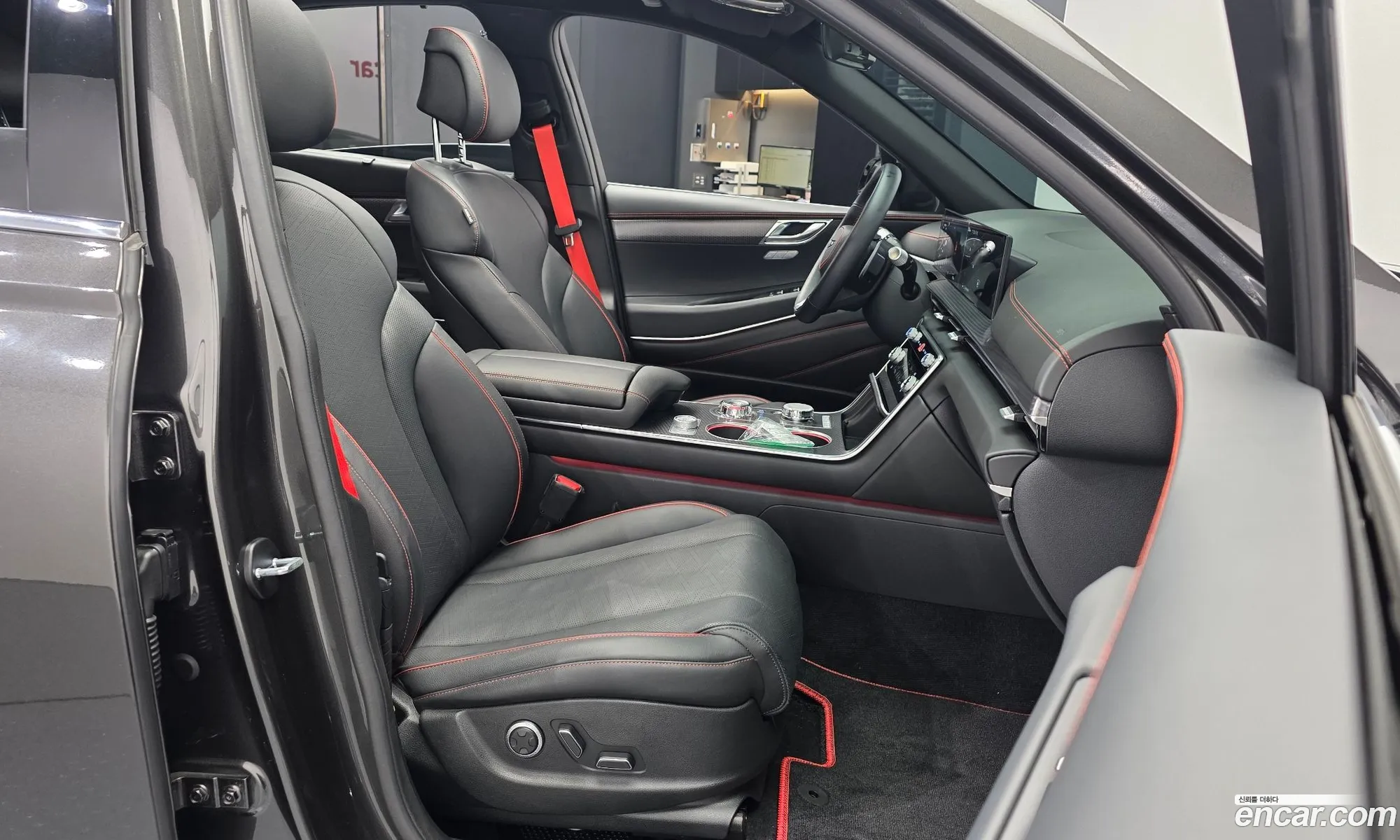 Genesis GV80 Coupe 2024 — 8