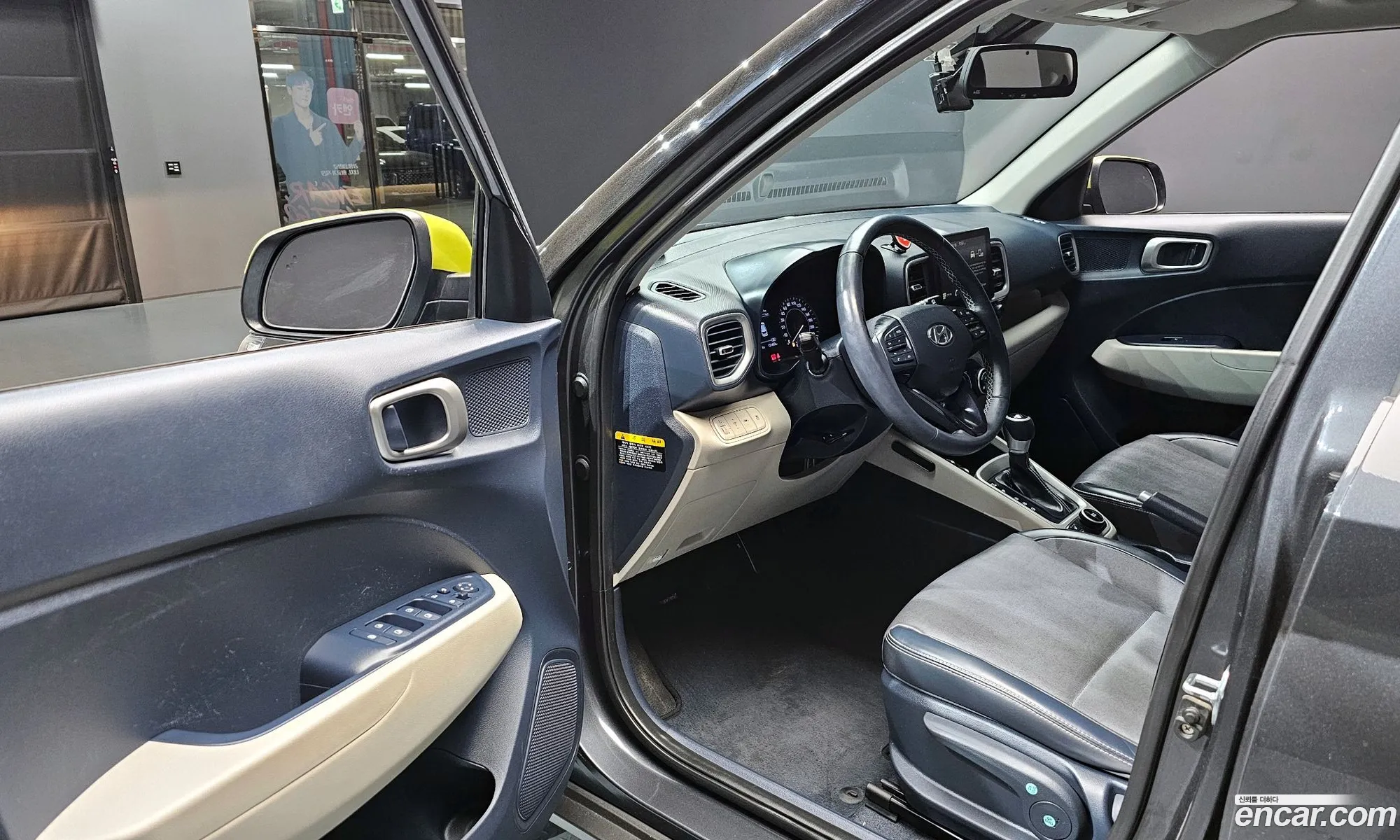 Hyundai Venue 2019 — 12