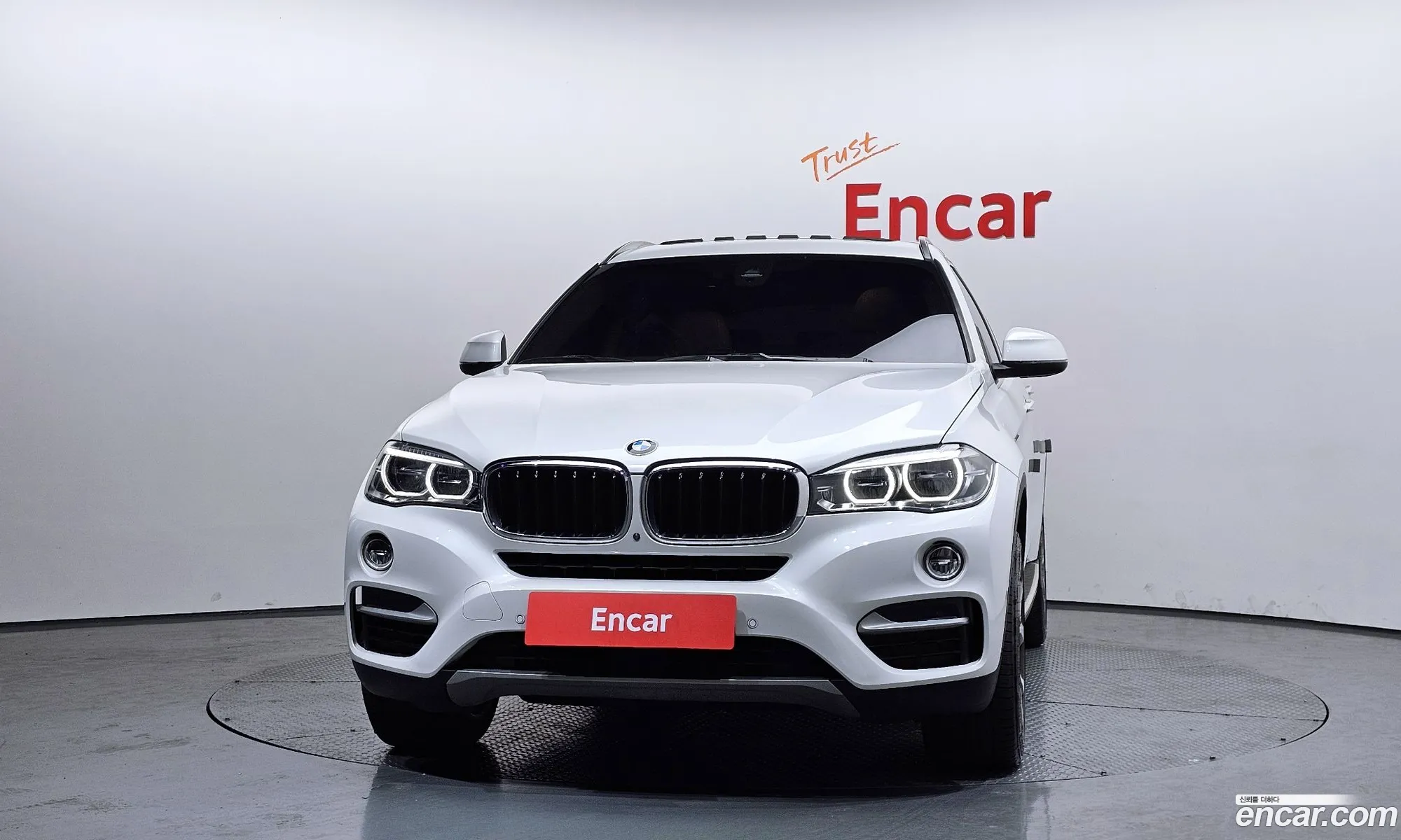 BMW X6 2018 WBAKV2109J0Z82209 — 18