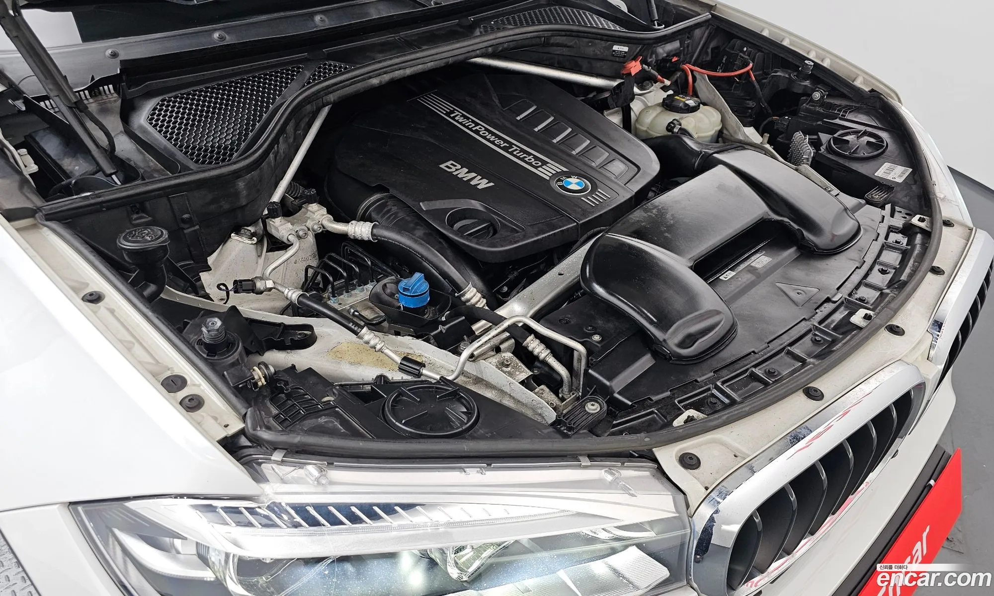 BMW X6 2018 WBAKV2109J0Z82209 — 19