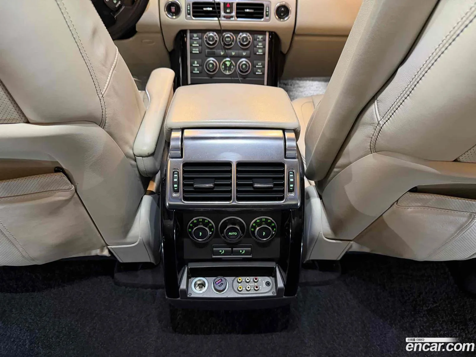 Land Rover Range Rover 2012 — 20