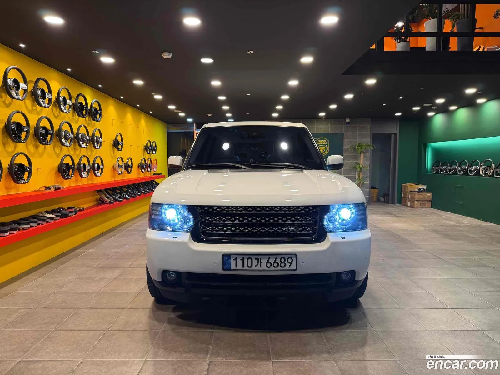 Land Rover Range Rover 2012 — 18
