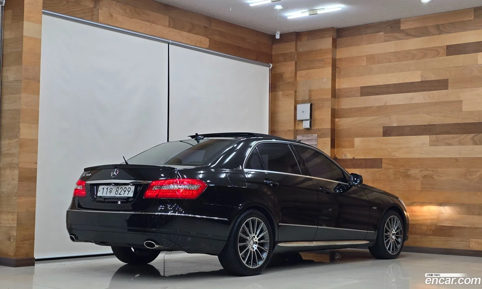 Mercedes-Benz E-Class W212 2012 — 17