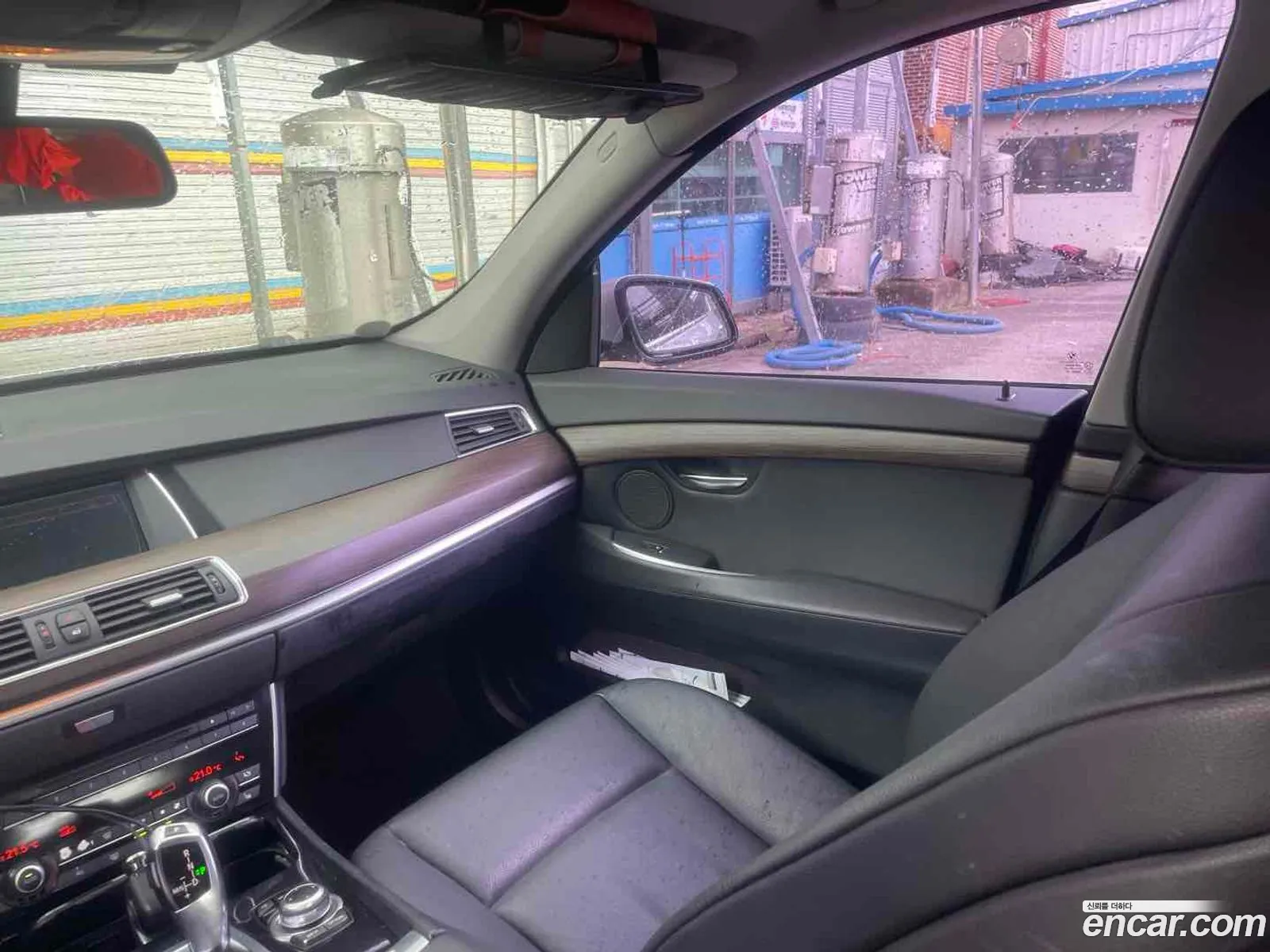 BMW 5 Series GT 2010 — 8