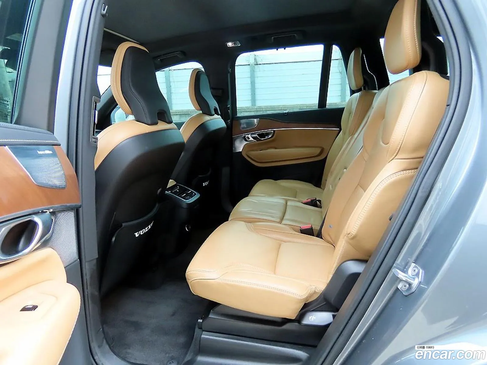 Volvo XC90 2019 — 20