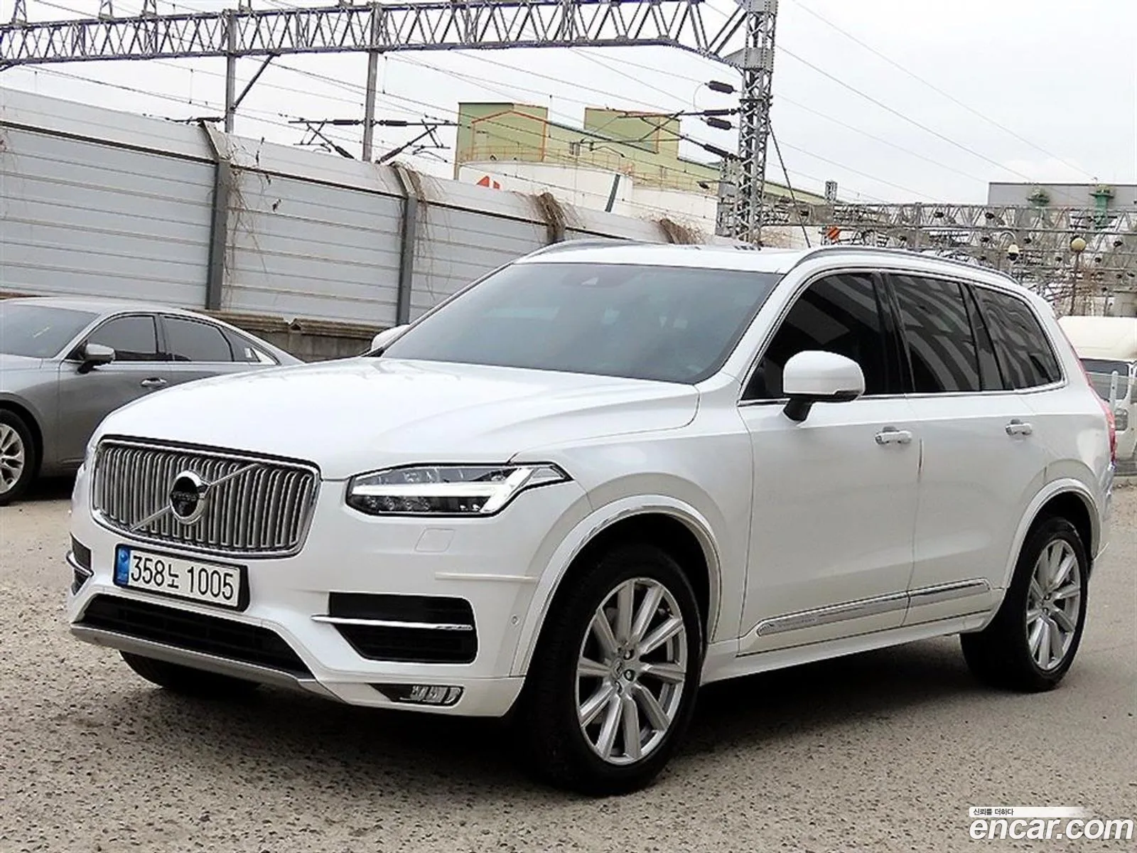 Volvo XC90 2019 — 10