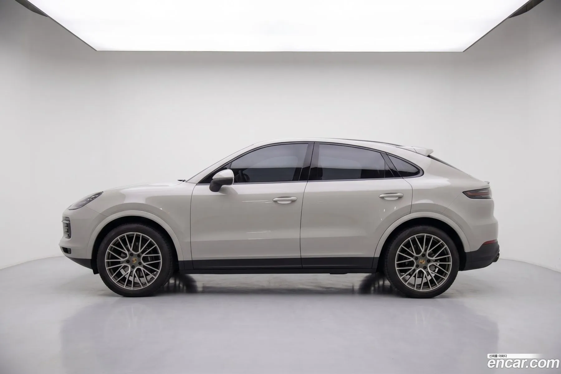 Porsche Cayenne 2020 — 20