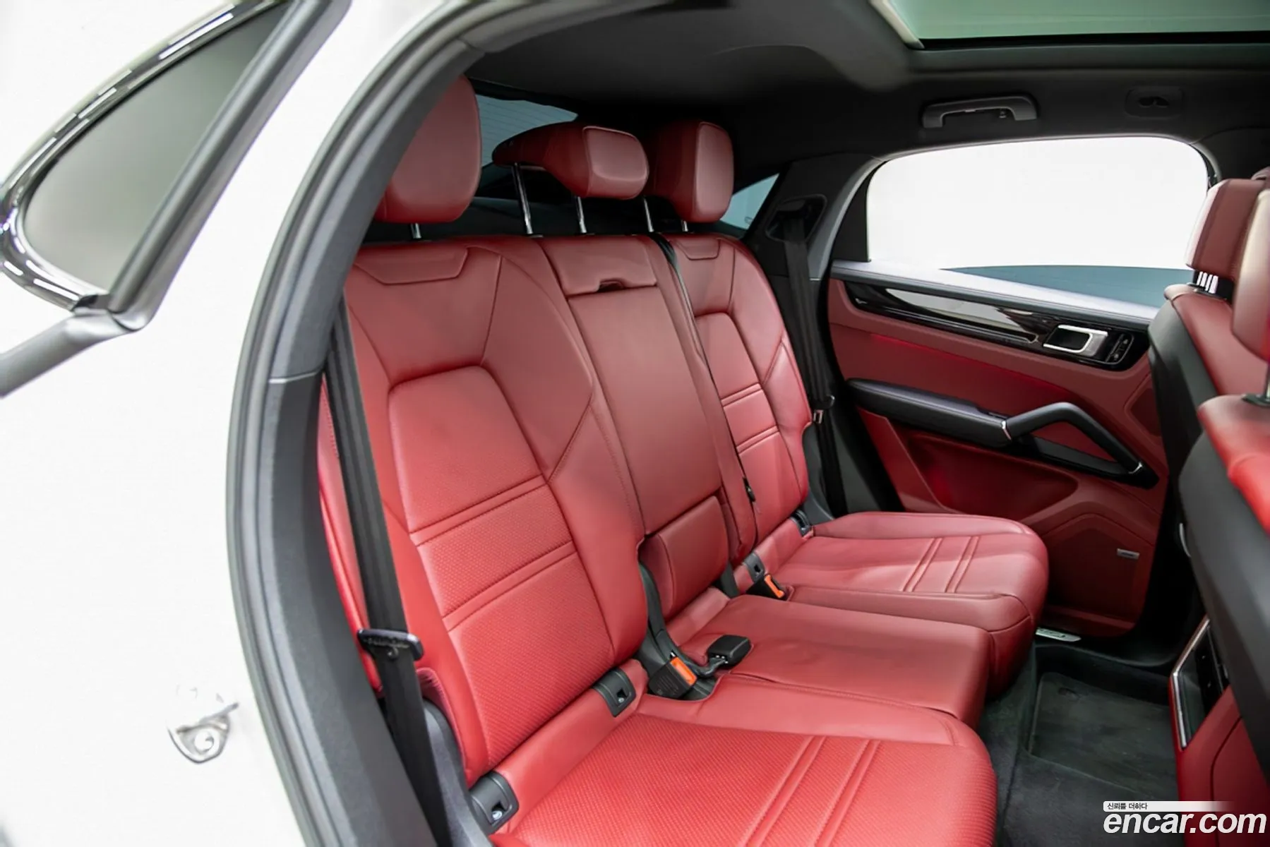 Porsche Cayenne 2020 — 14