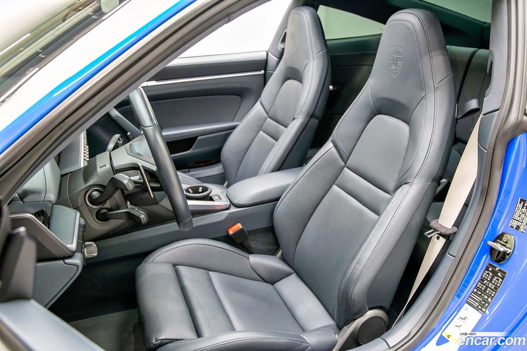 Porsche 911 2022 — 19