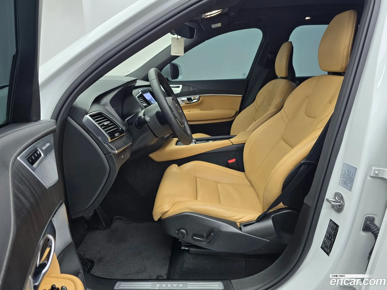 Volvo XC90 2025 — 16