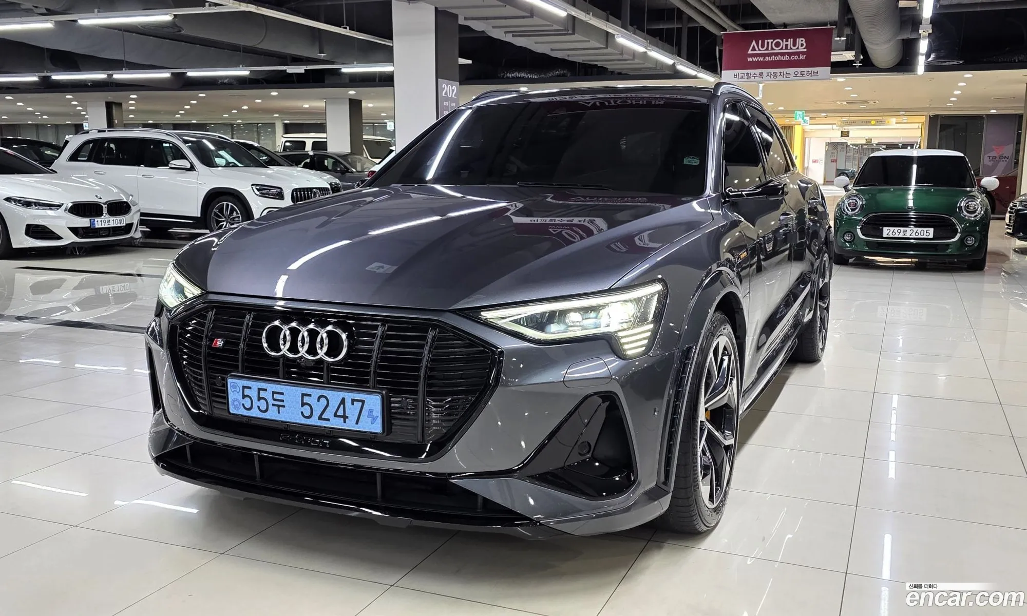 Audi e-tron 2022 — 14