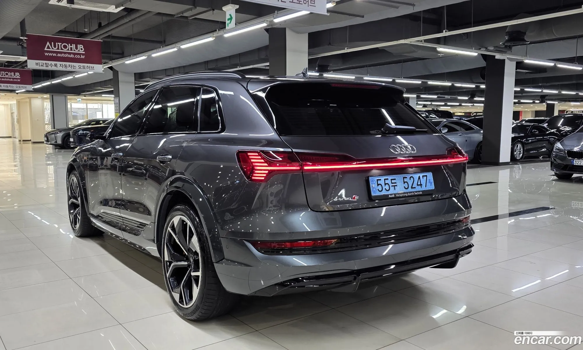 Audi e-tron 2022 — 6