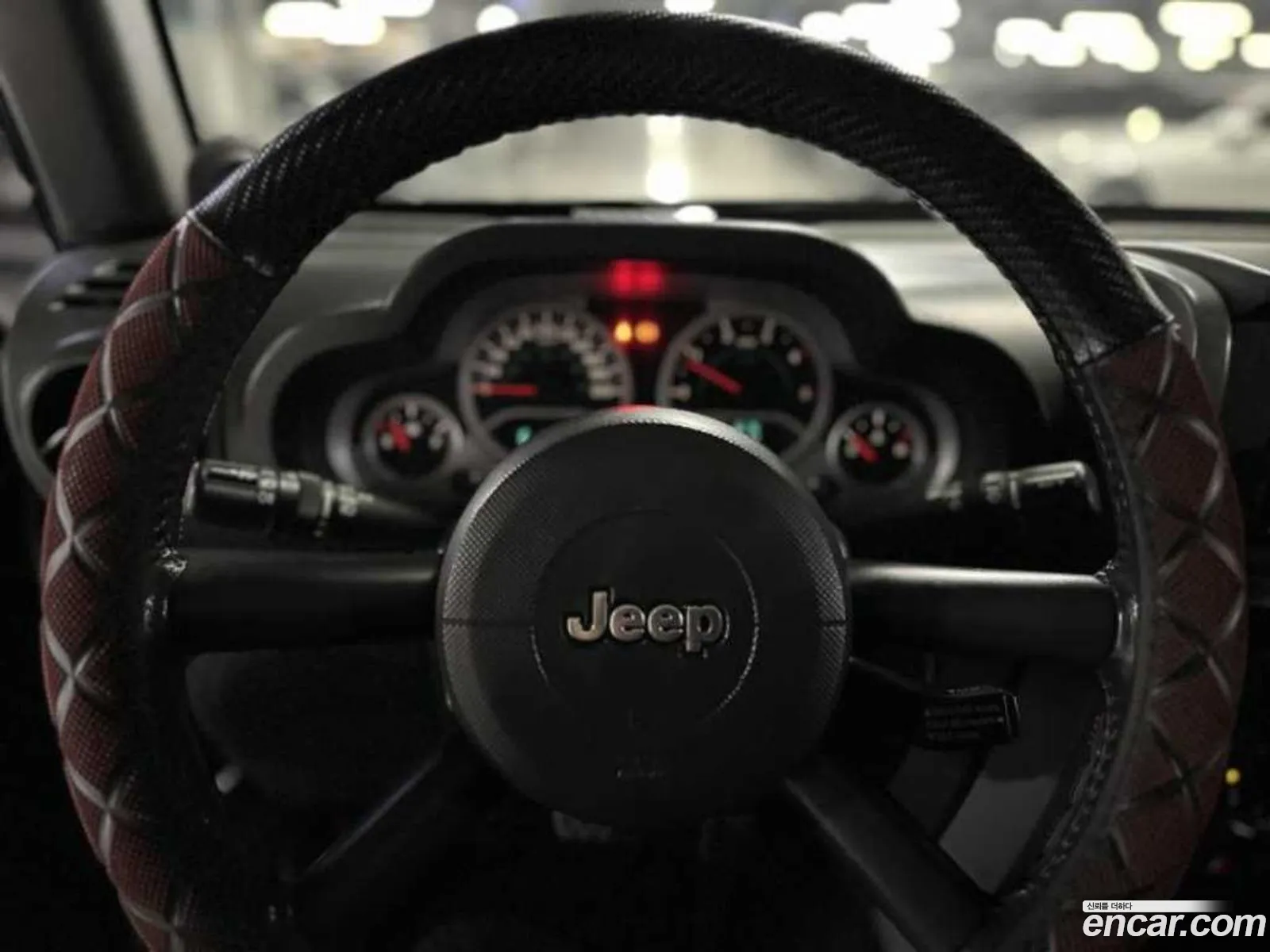 Jeep Wrangler 2010 — 11