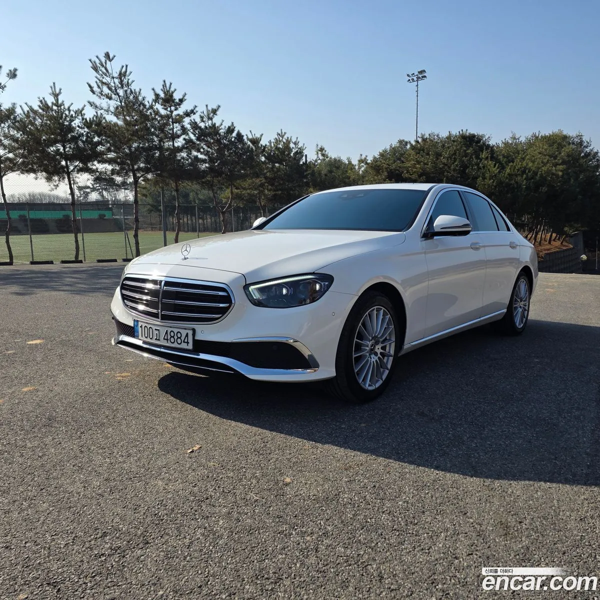 Mercedes-Benz E-Class W213 2022 — 15